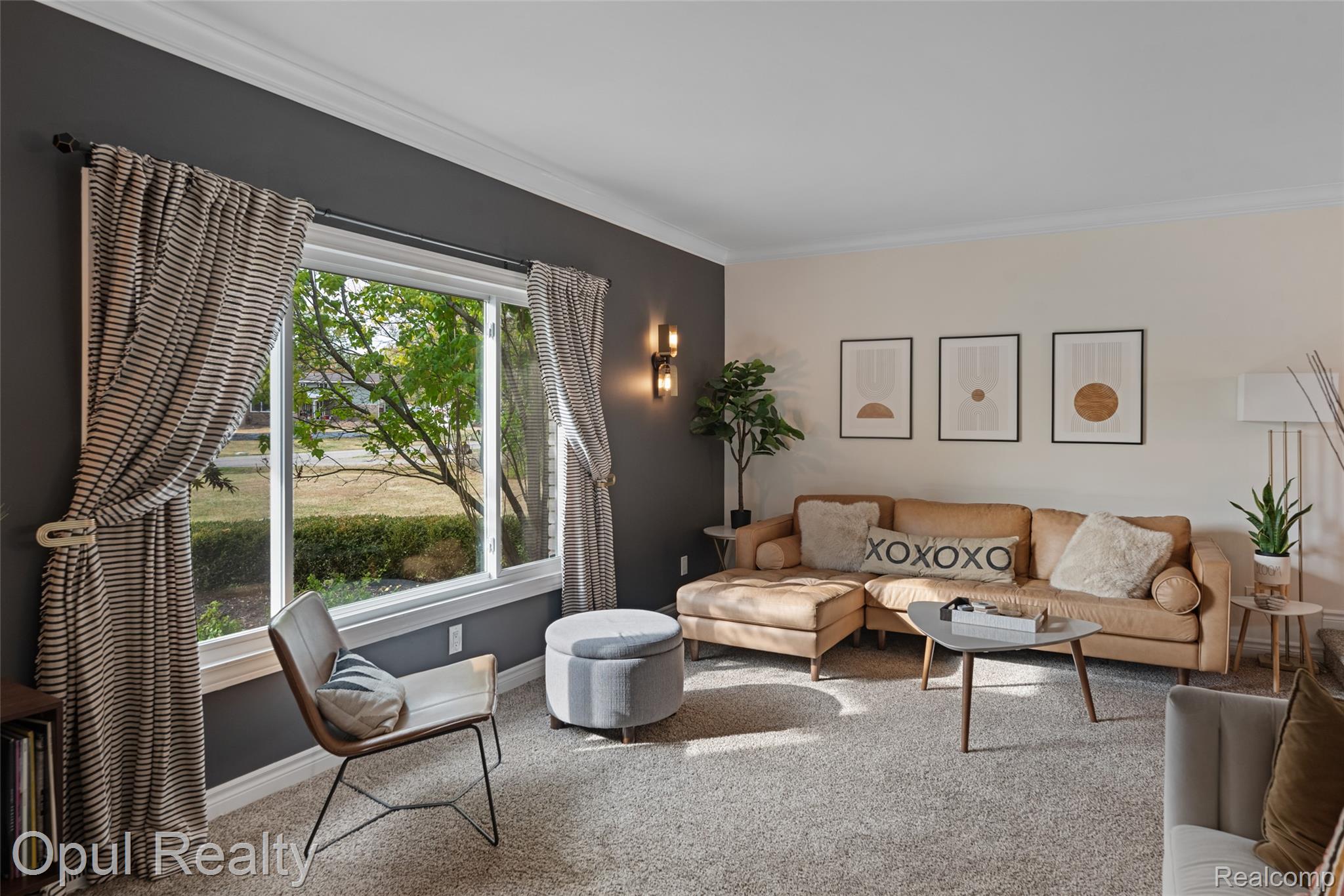 22416 Heathersett Crescent