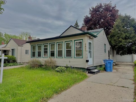 7521 N Silvery Lane Dearborn Heights City MI 48127