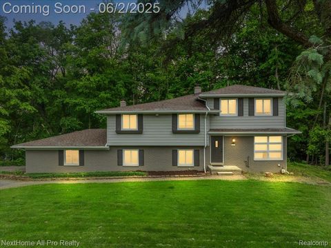 26557 Old Homestead Drive Farmington Hills City MI 48331