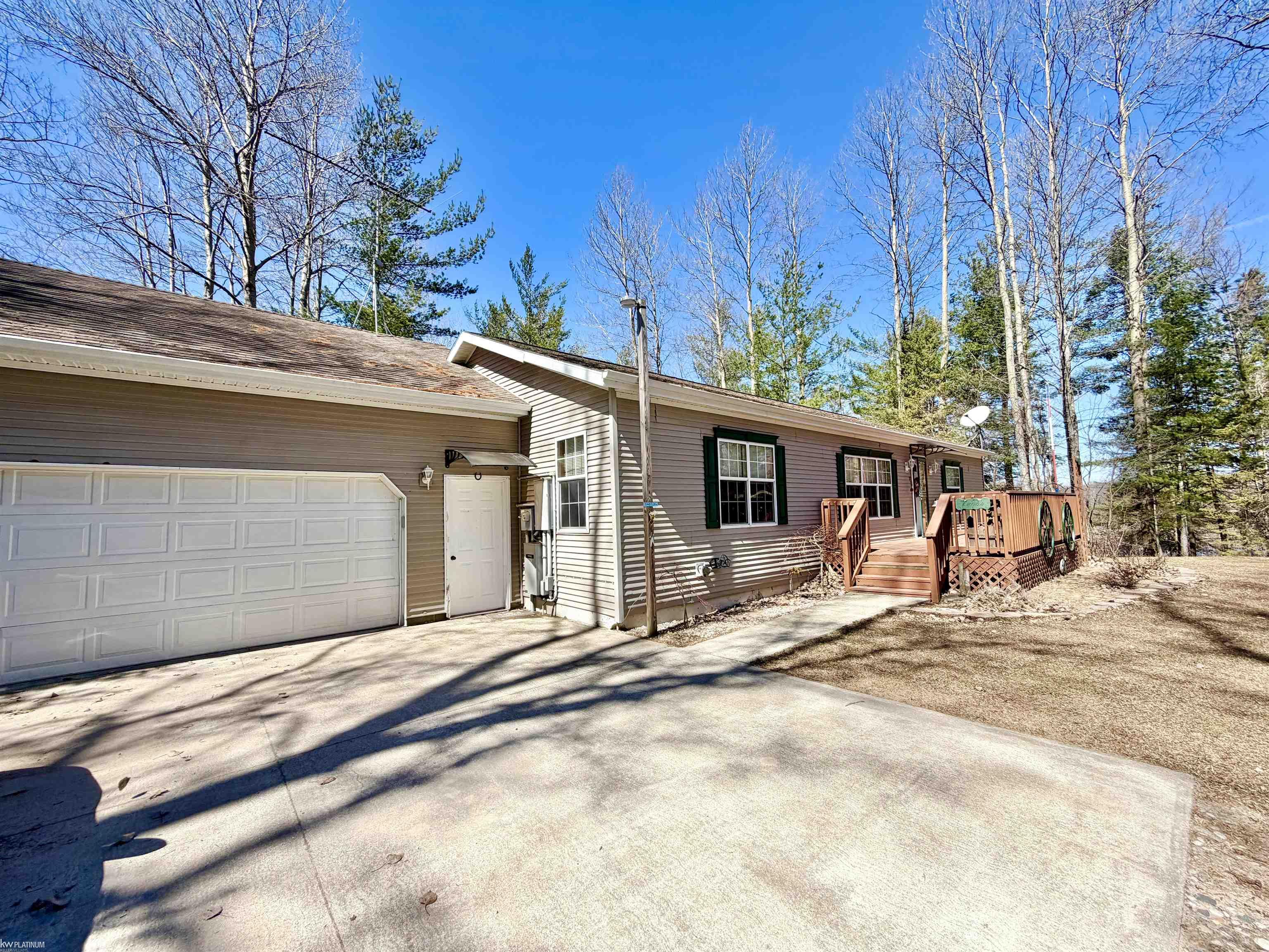 4827 Diehl Trail