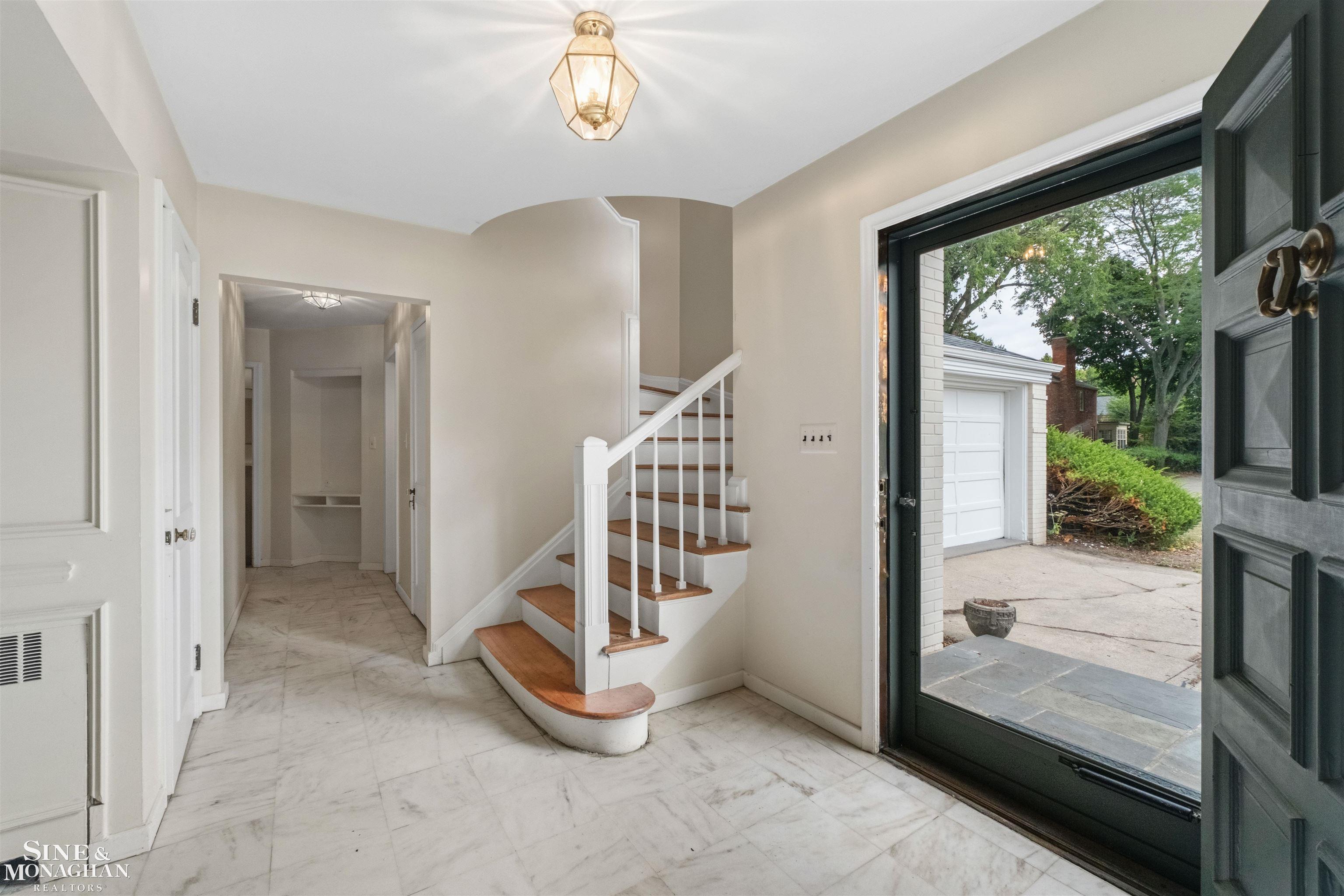 41 Beacon Hill Road