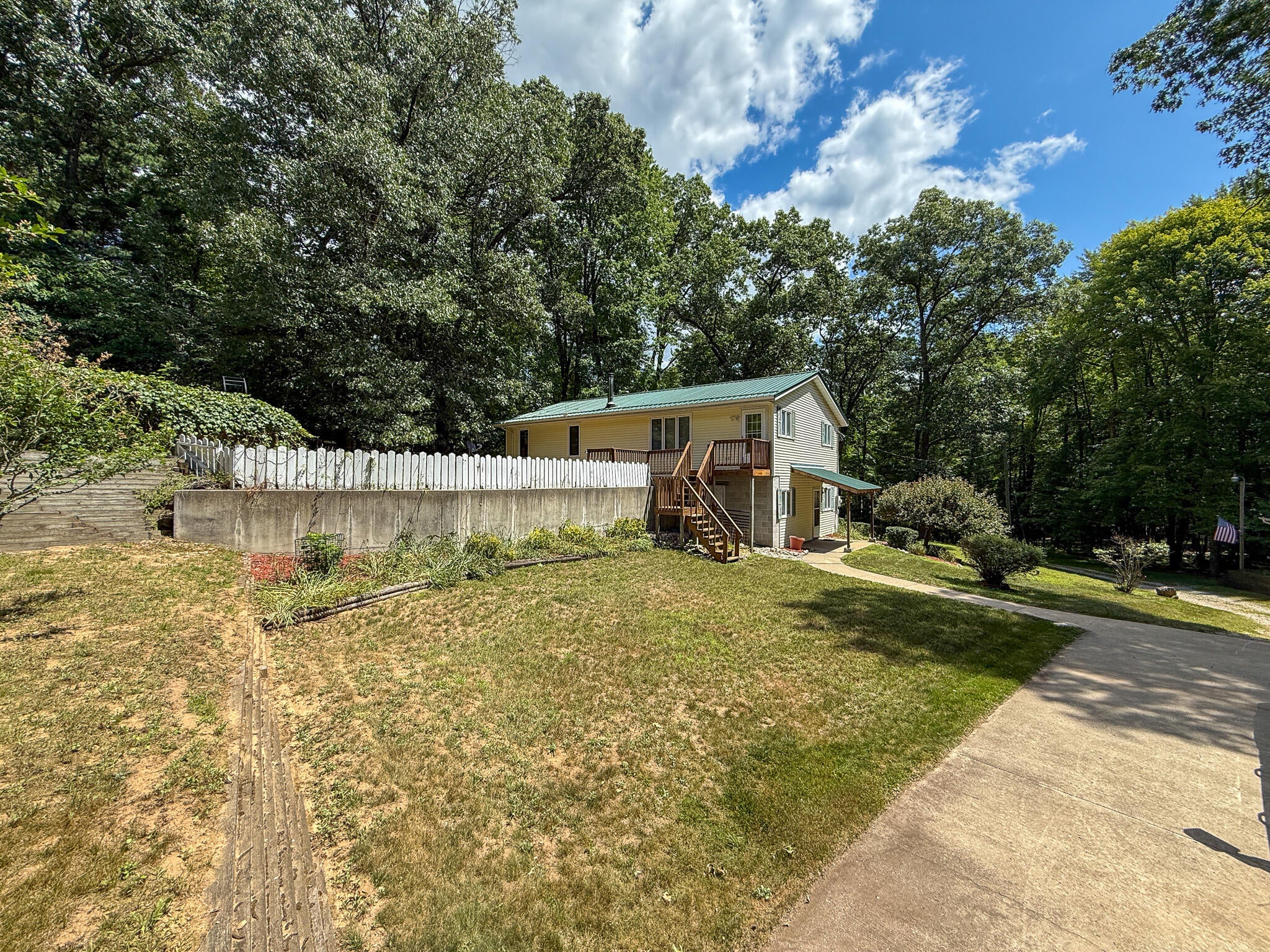Properties Available 1 - 1 7017 Elm Avenue