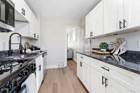 Tiny photo for 1409 Marion Avenue, Lincoln Park City, MI 48146 (MLS # 20261039641)
