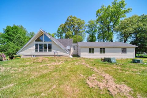 Tiny photo for 11967 Hanover Road, Pulaski Township, MI 49241 (MLS # 55026025896)