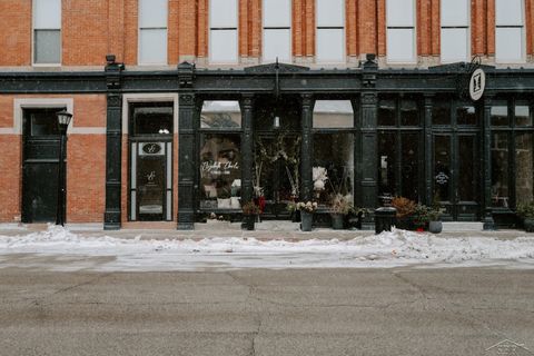 807 Adams Street Bay City City MI 48708