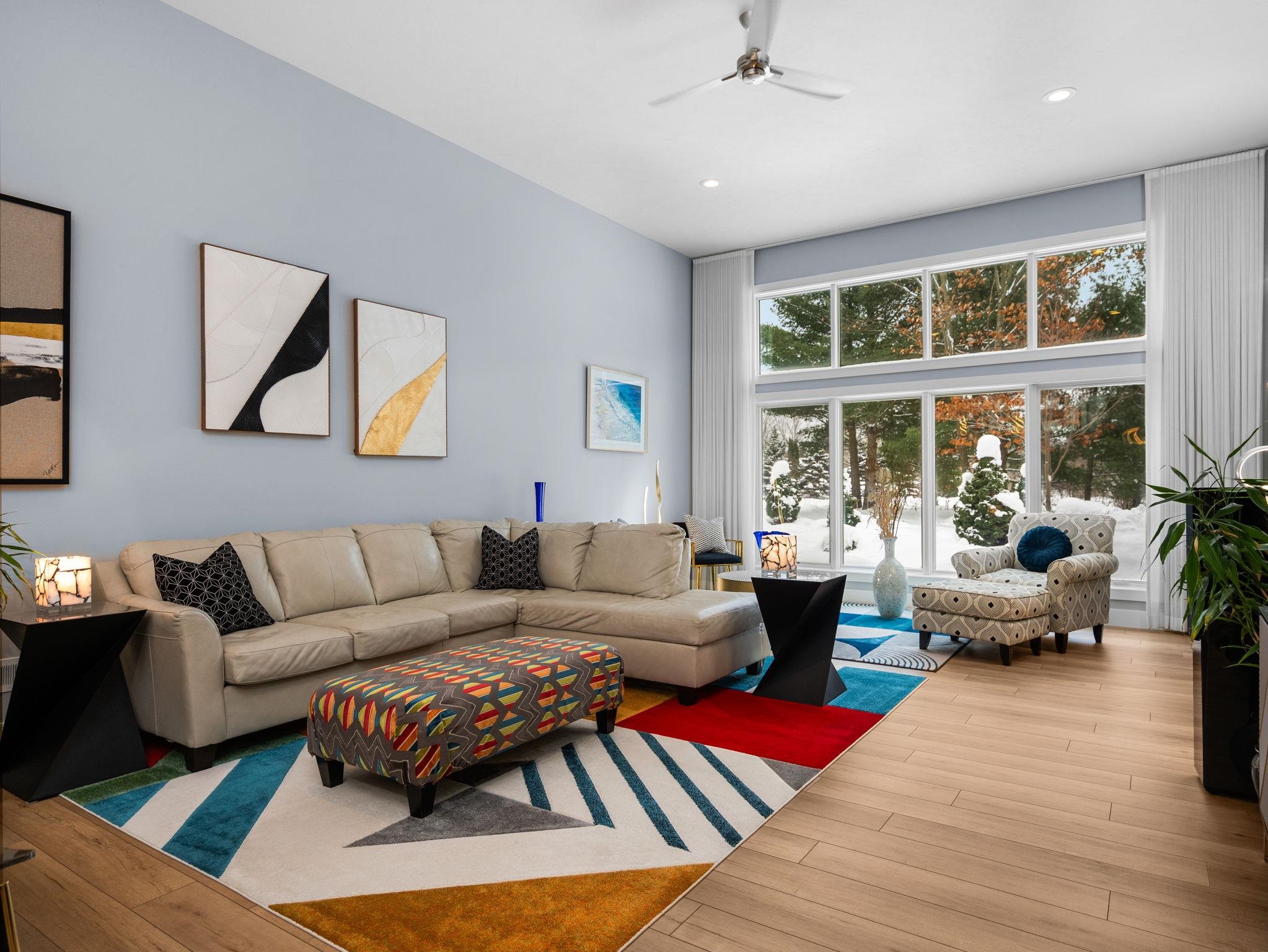 8906-A Manhattan North