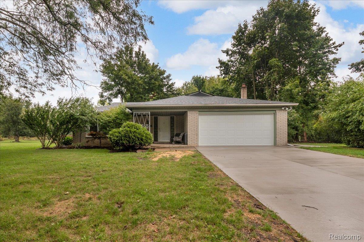 19230 Red Maple Court