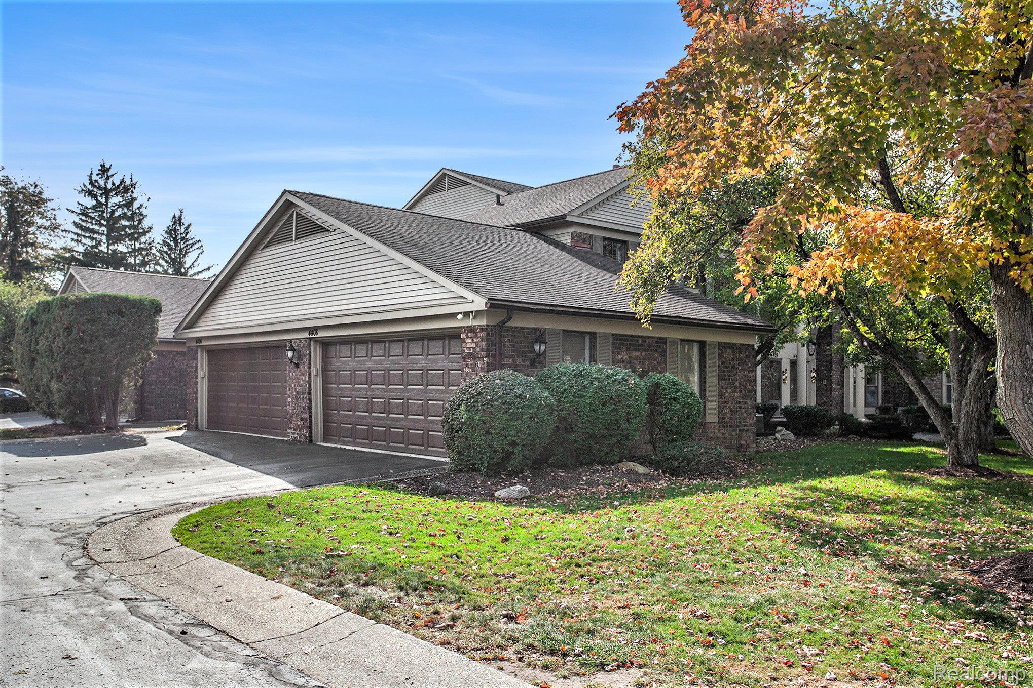 4408 Knightsbridge Lane