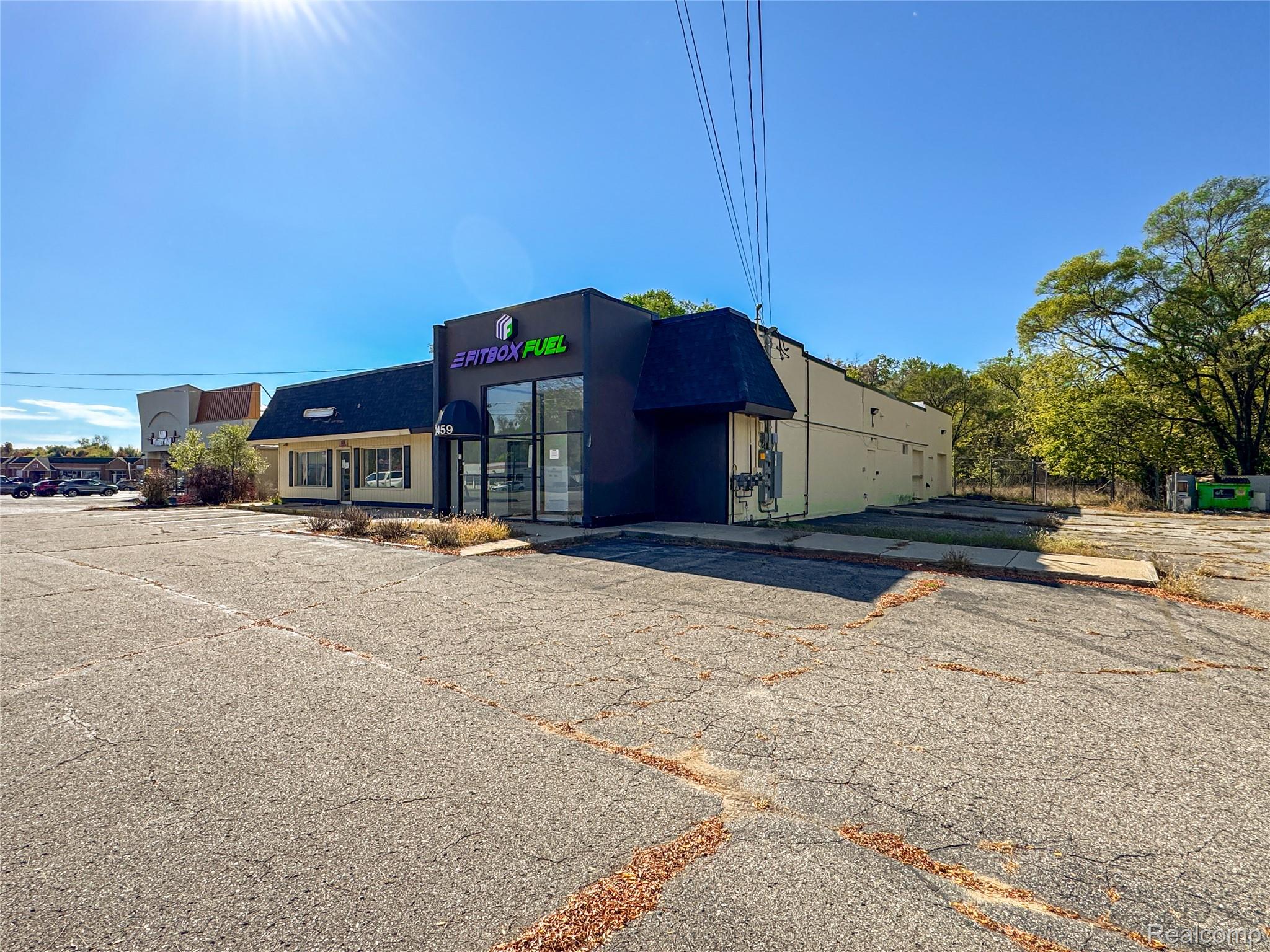 1459 N LEROY Street Suite A