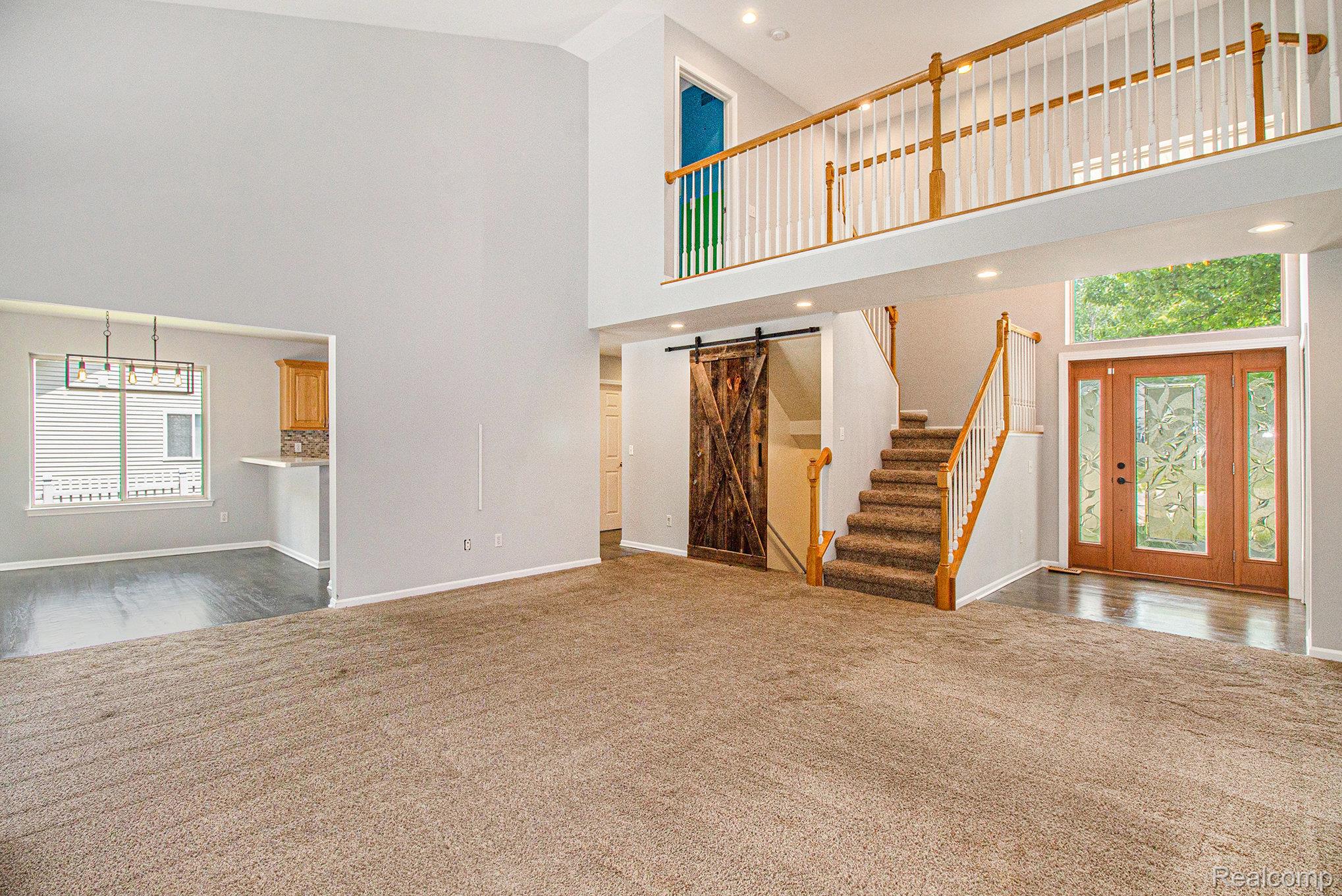 11275 Grand Oaks Drive