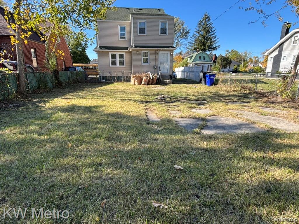 14400 Hubbell Street