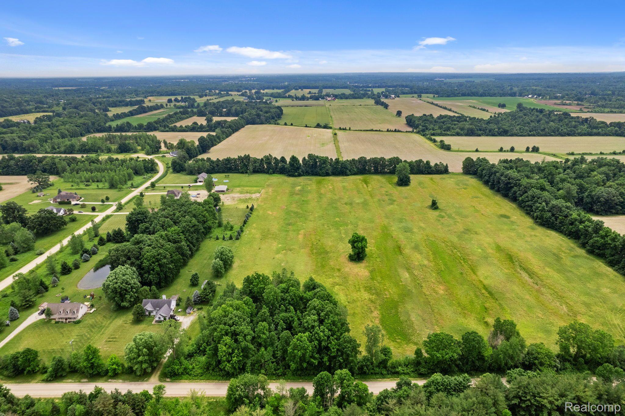 V/L Hough Rd. Hough Rd.