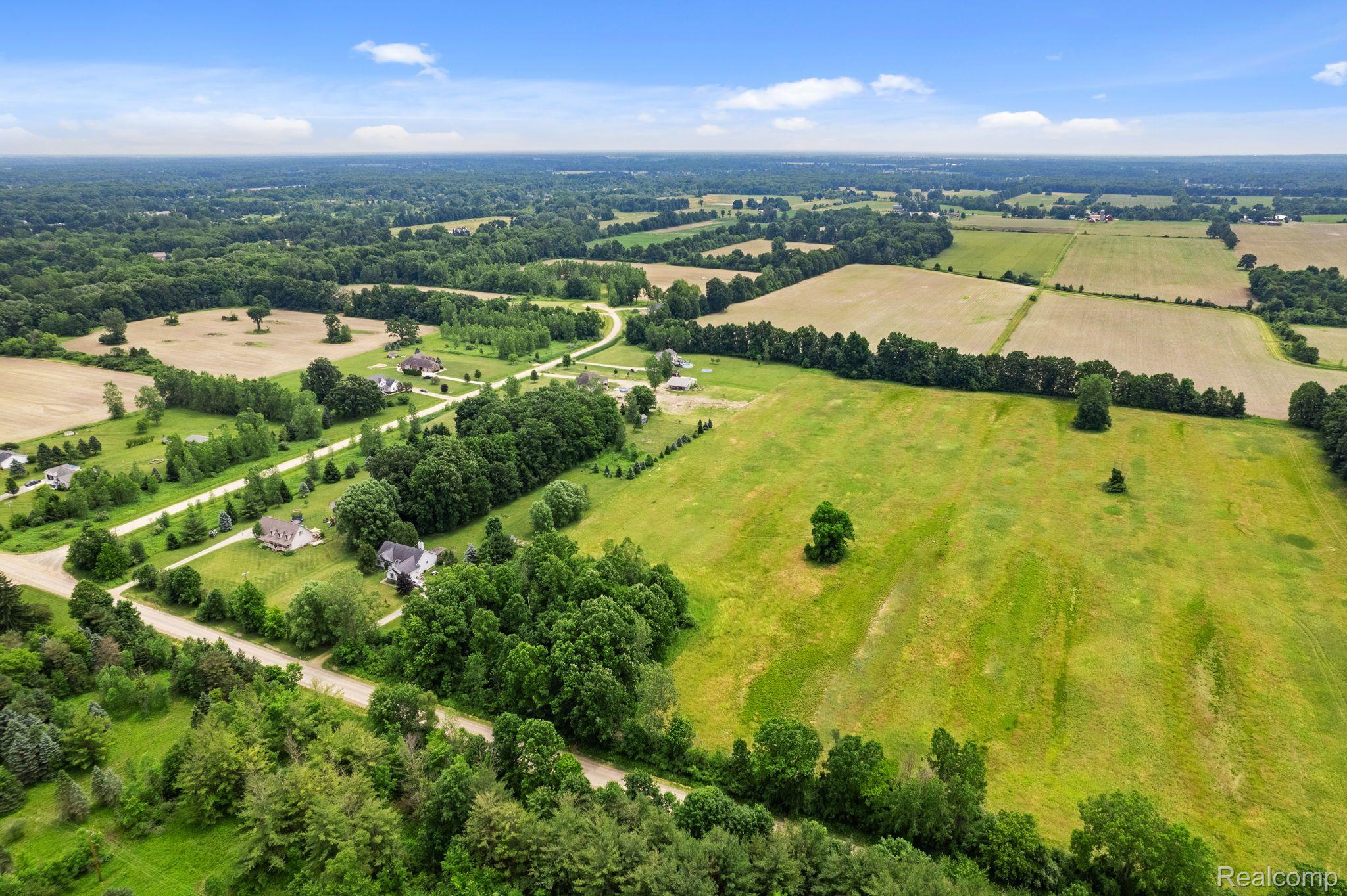 V/L Hough Rd. Hough Rd.