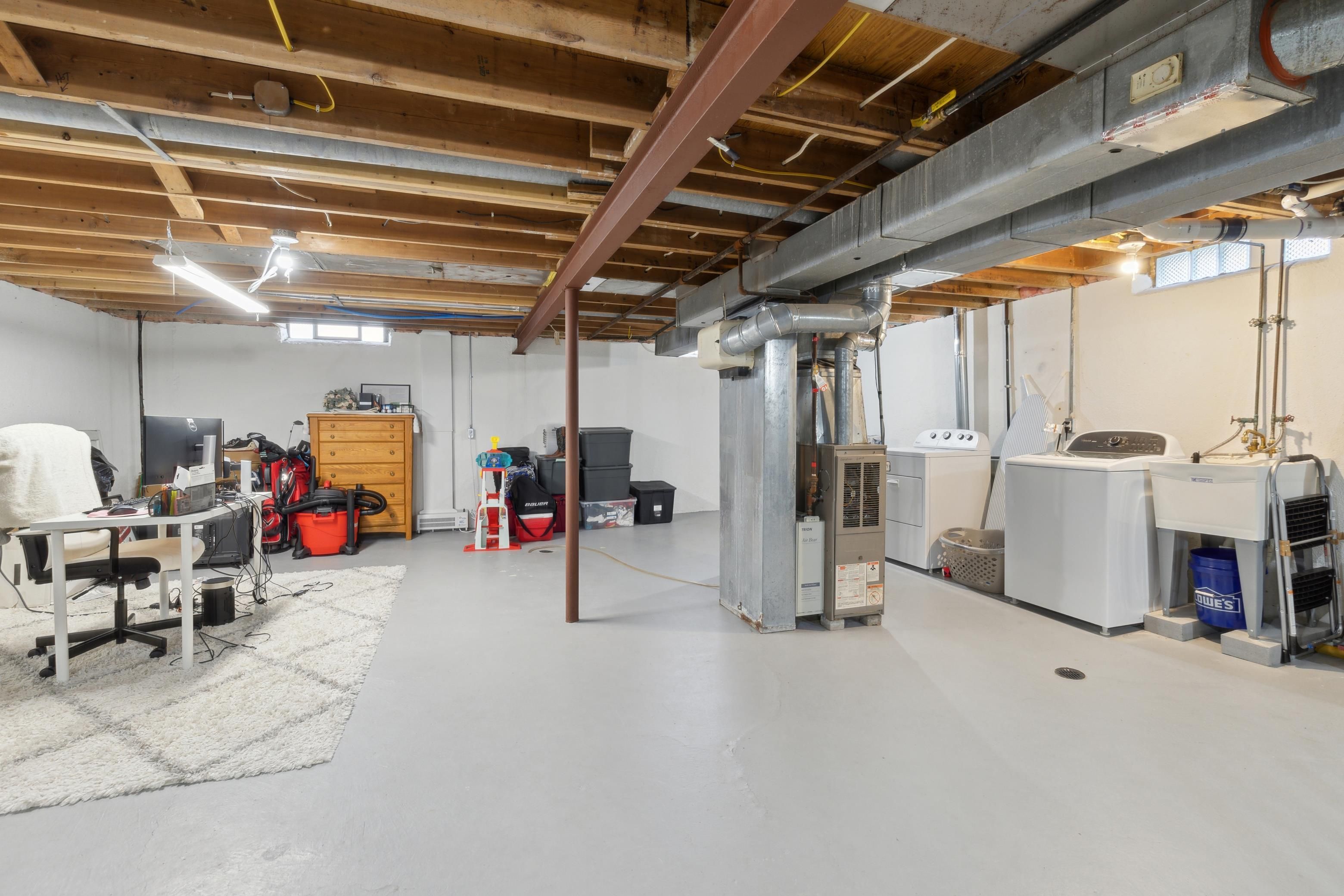 Flat Rock City Wayne, Michigan 48134, United States, 3 Bedrooms Bedrooms, ,1 BathroomBathrooms,Residential,Pending,123700