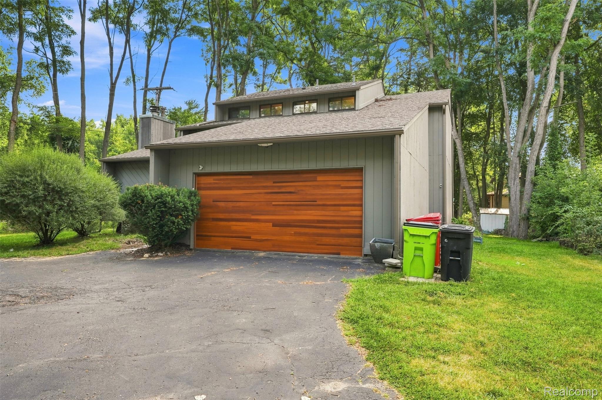 2365 Lochaven Road