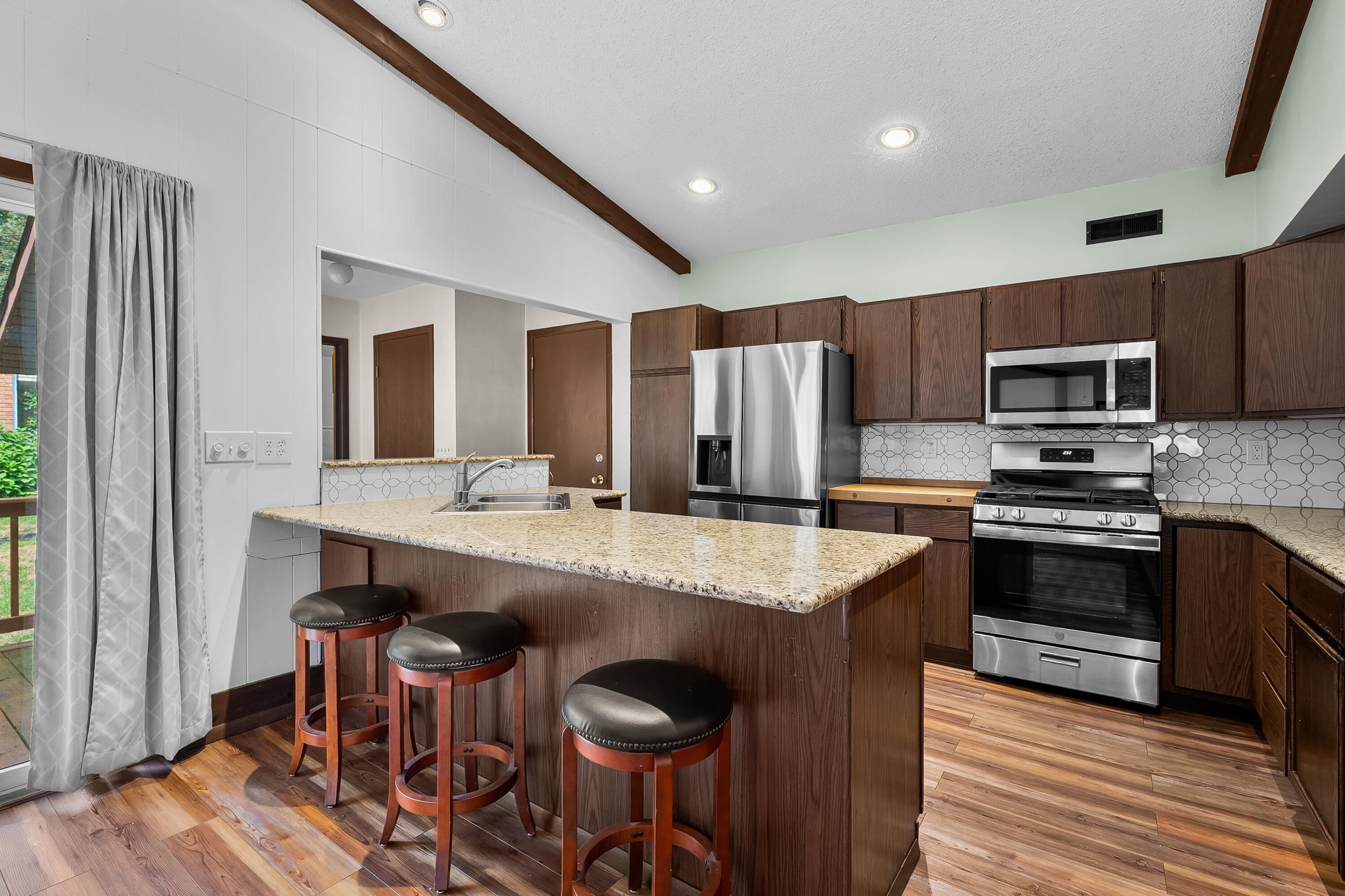 4038 Heights Lane