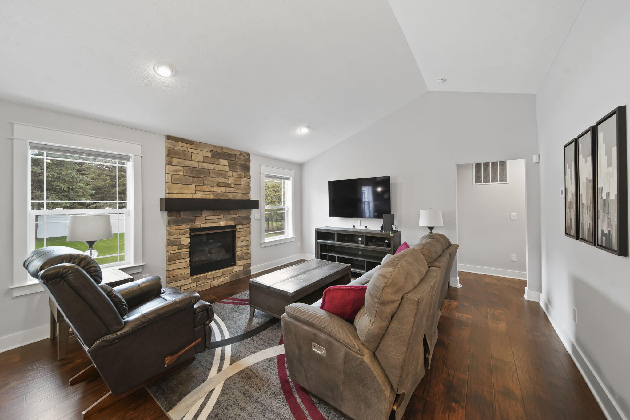 5177 Stone River Road