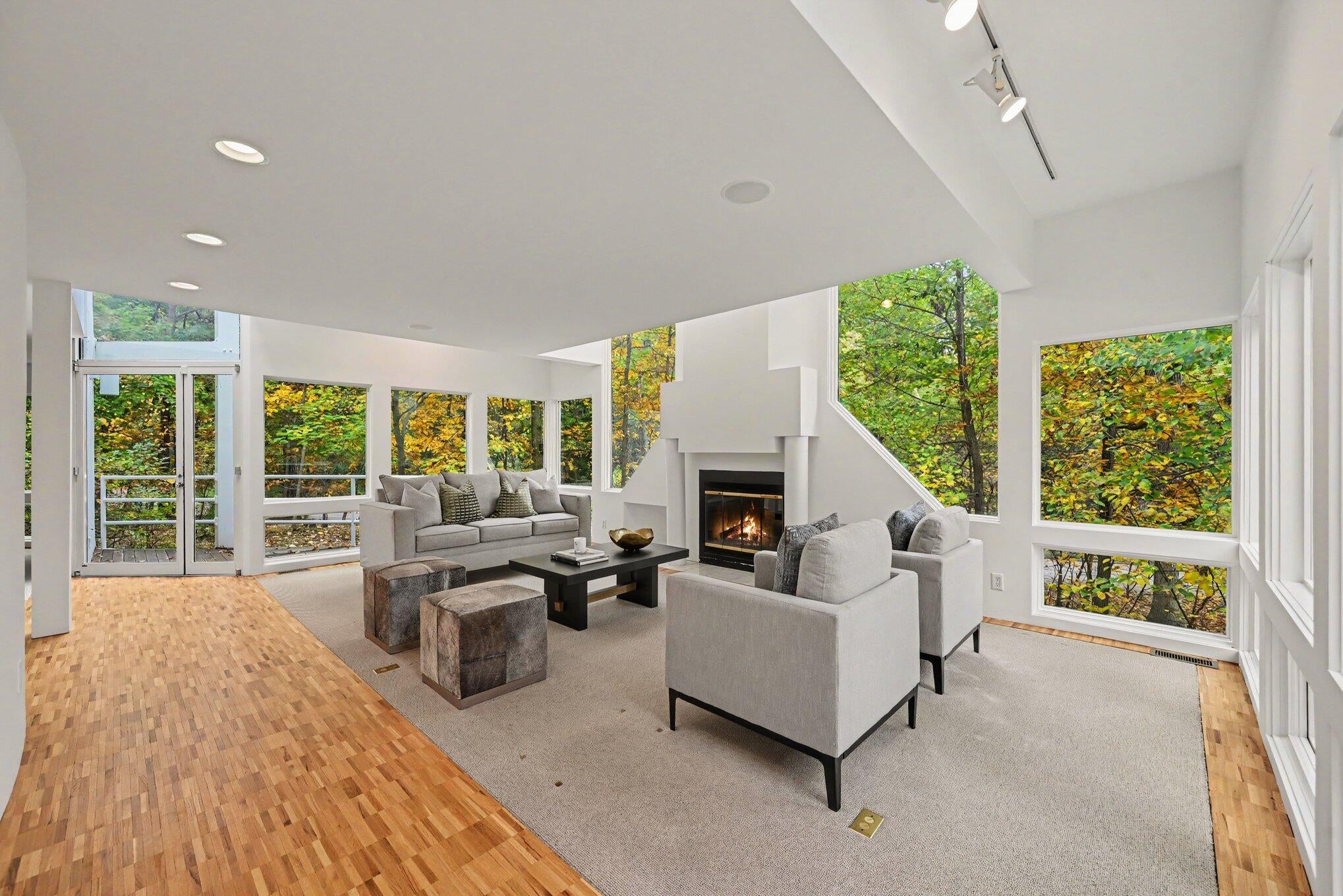 200 Riverview Drive