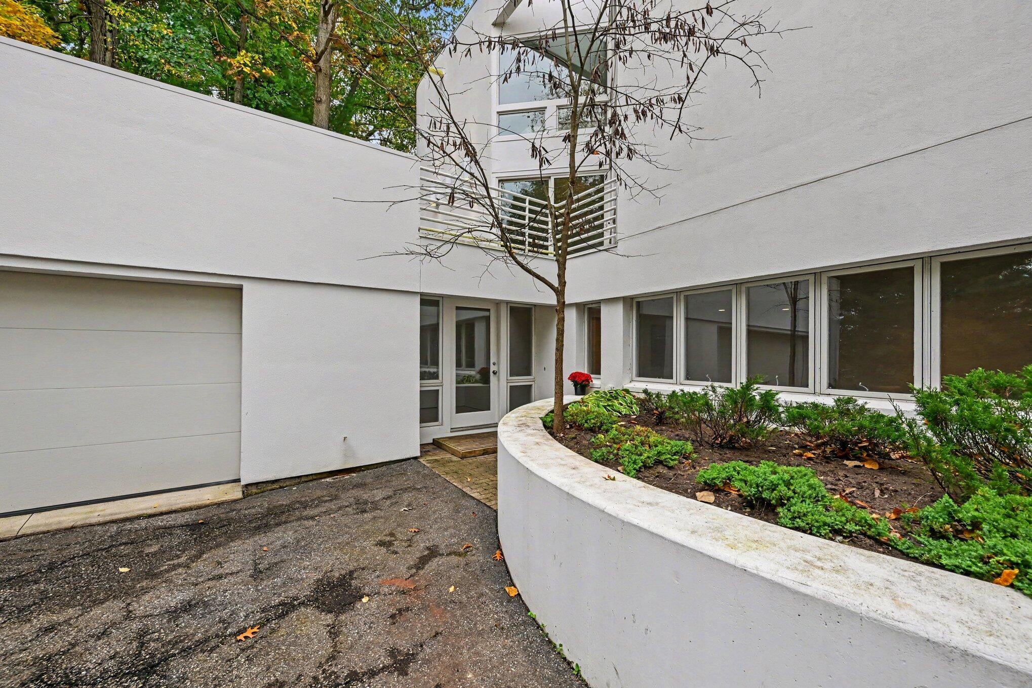200 Riverview Drive