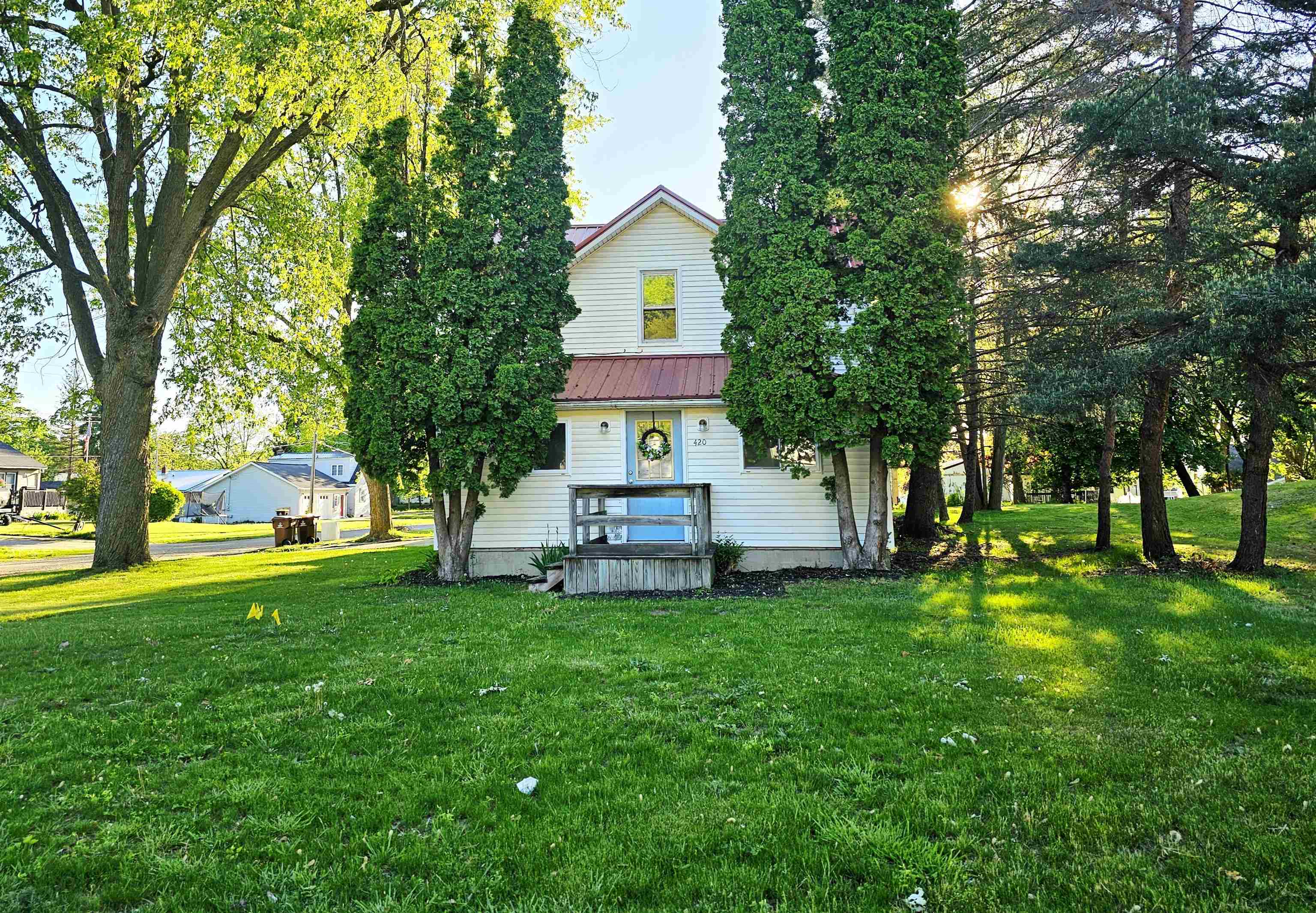 420 S Clinton
