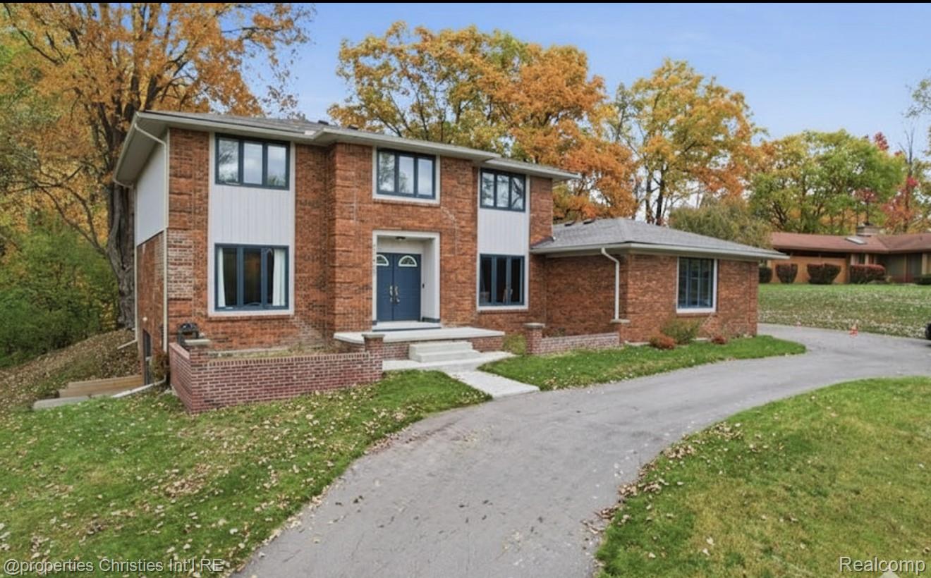 23460 Coventry Woods Lane