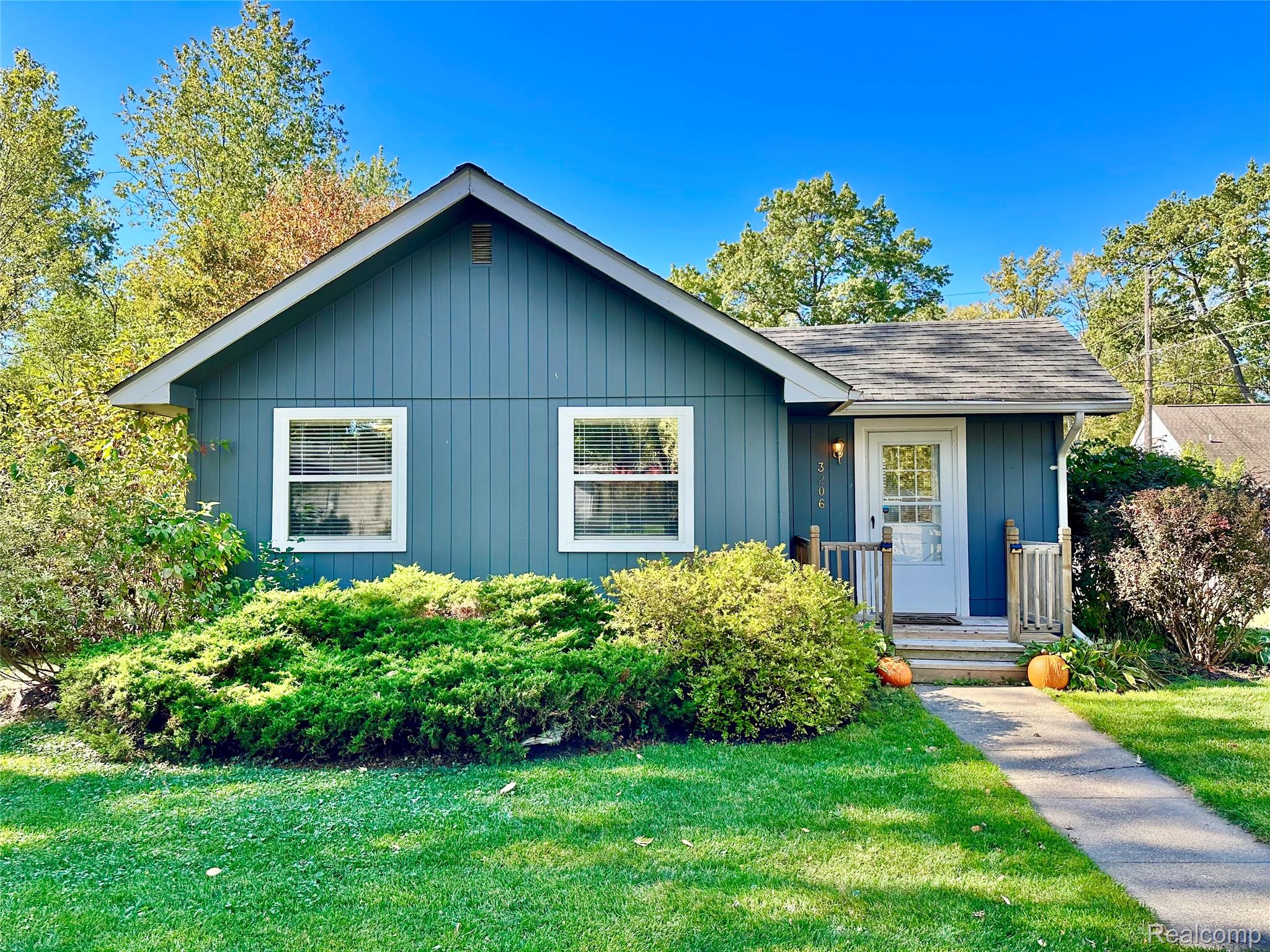 3206 Rio Vista