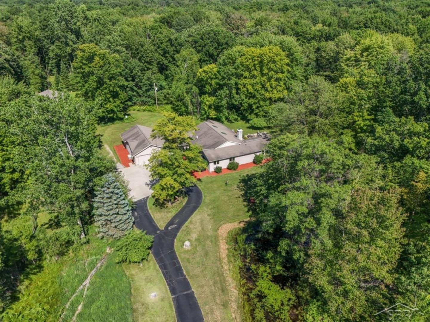 457 E Mier Road