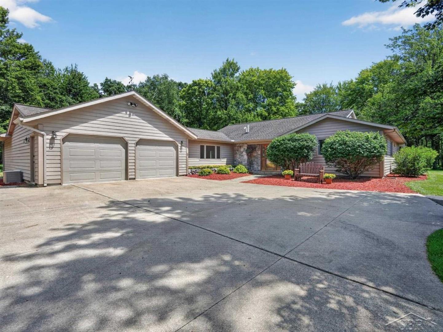 457 E Mier Road