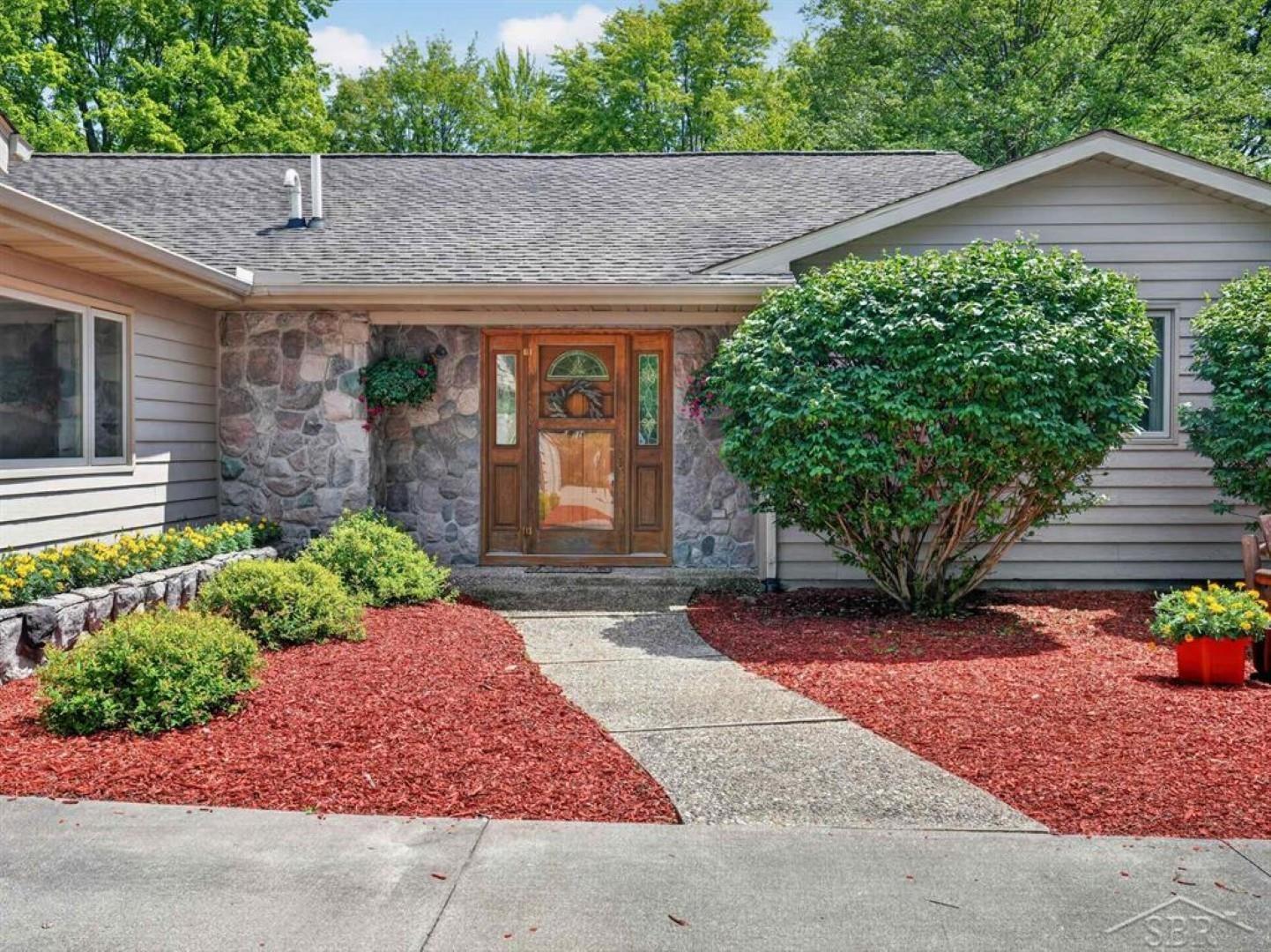 457 E Mier Road