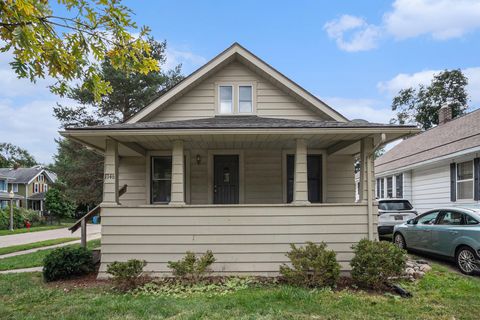 1346 Eureka Street Lansing City MI 48912