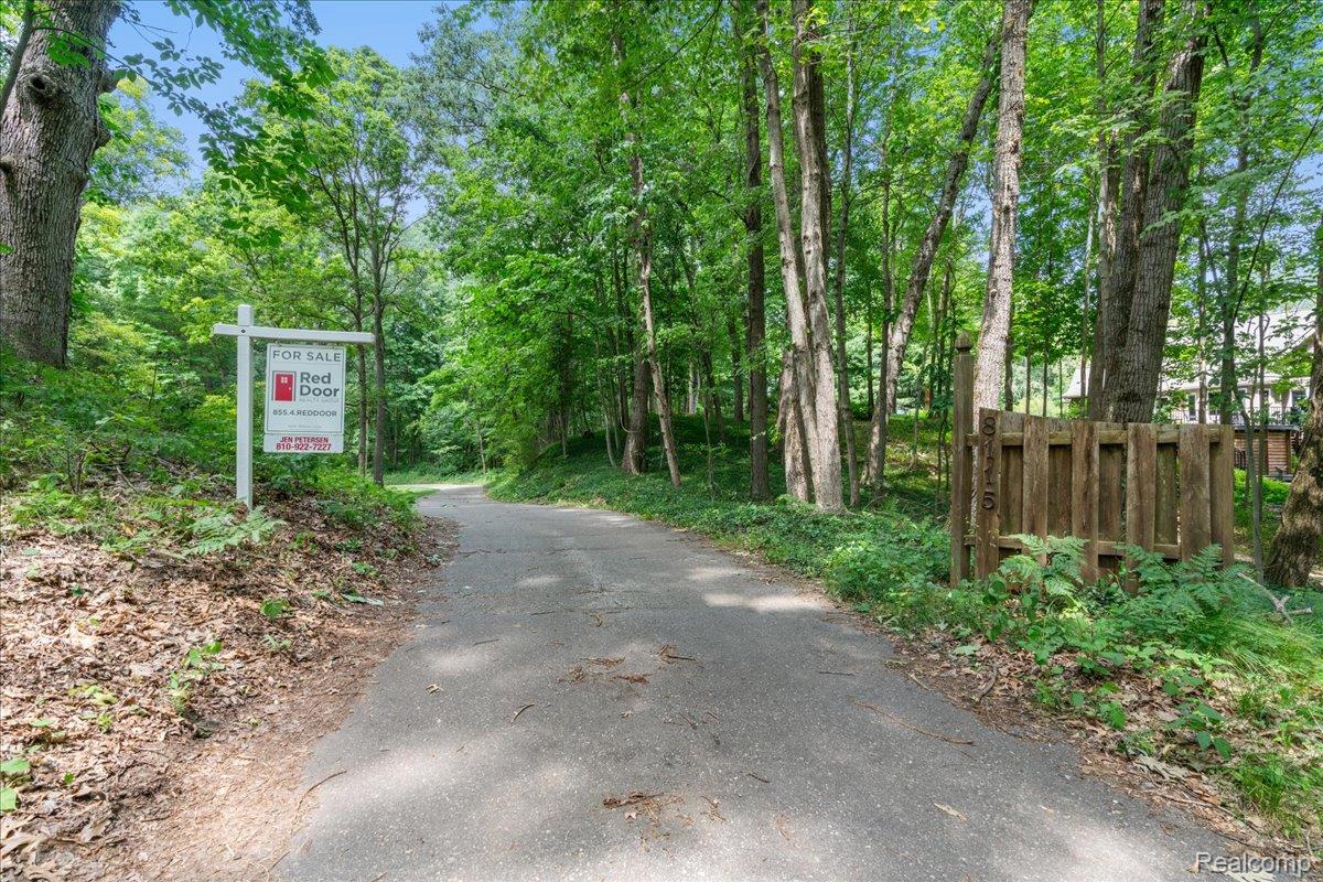 8115 Kiowa Trail