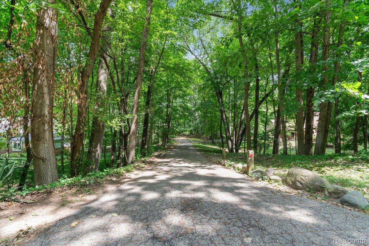 8115 Kiowa Trail