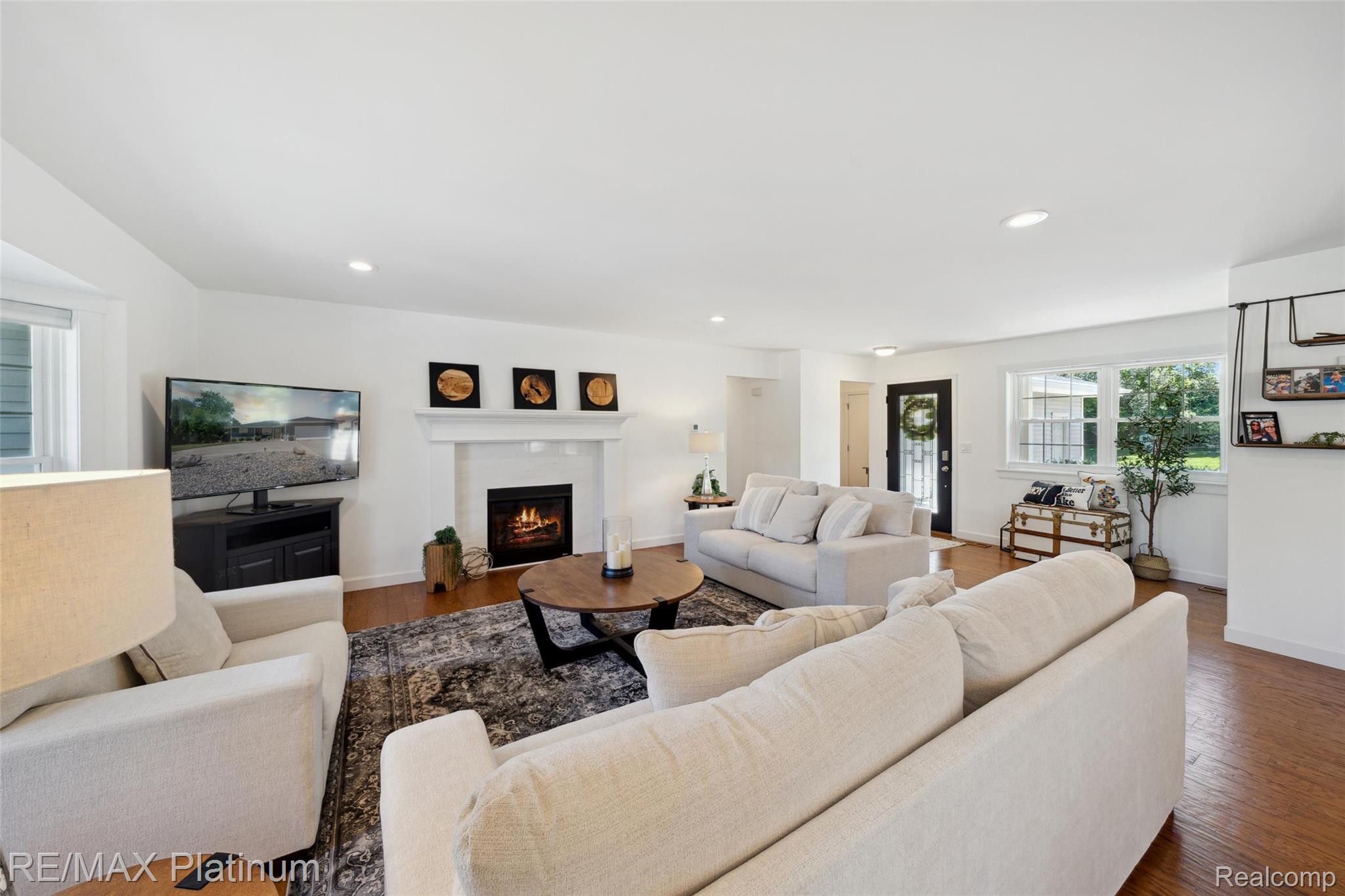 13368 N Fenton Road