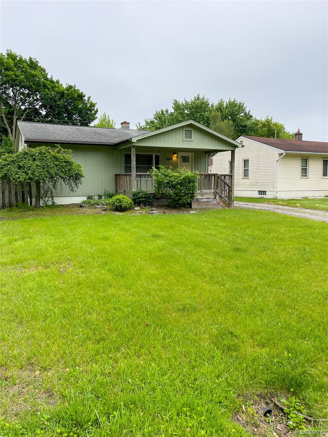 269 Clayburn Boulevard