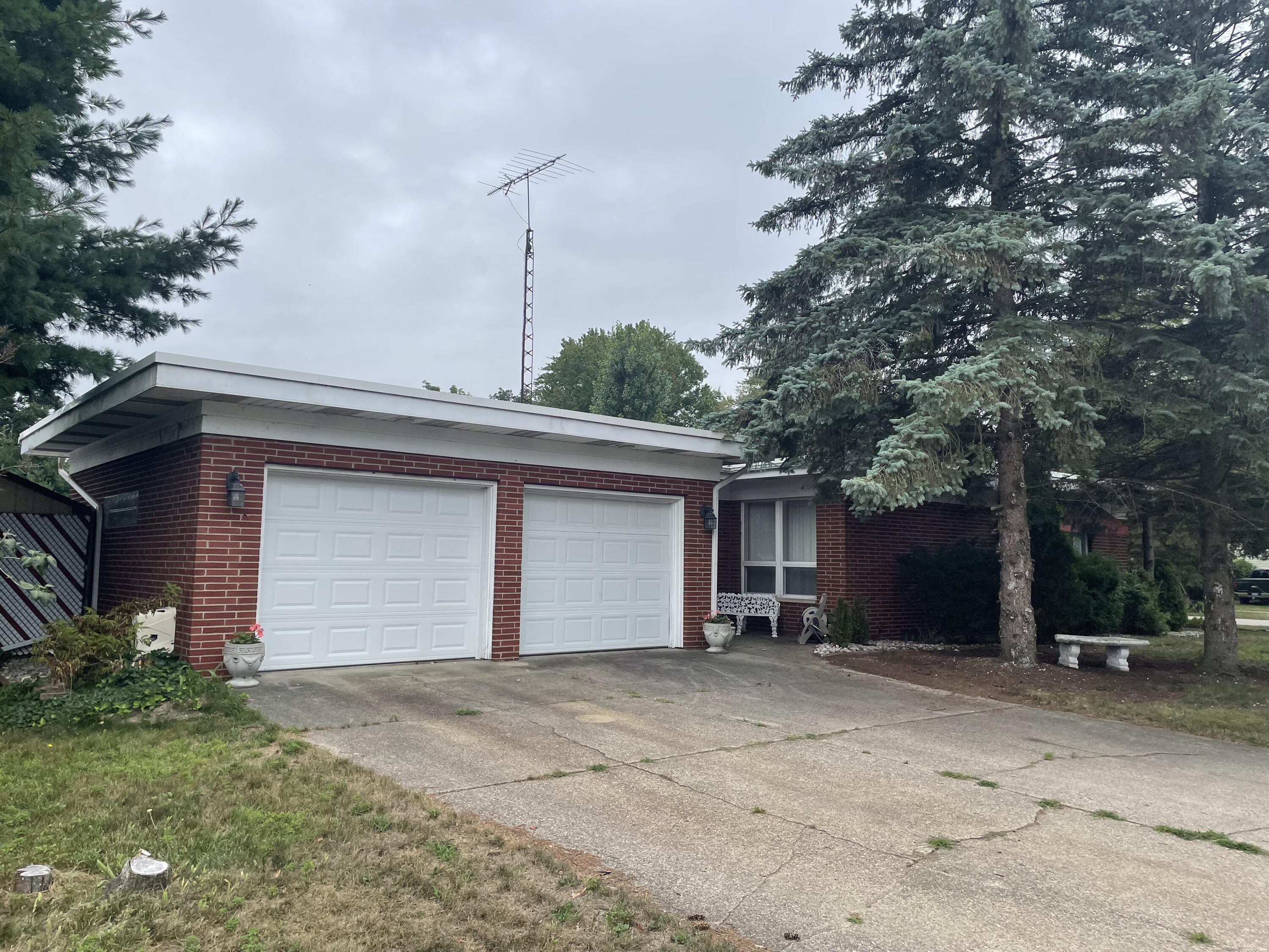 3246 Royal Oak Road