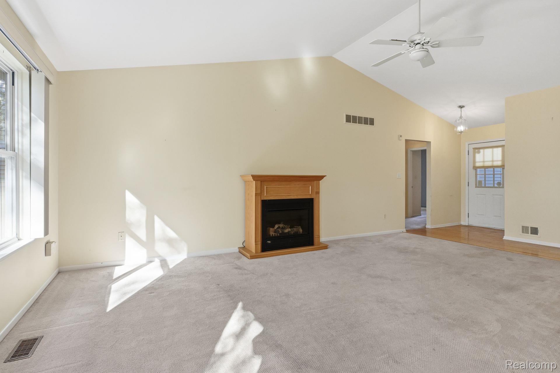 518 Redmaple Lane 62