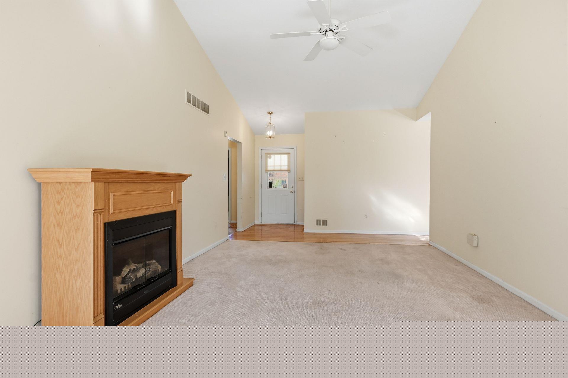 518 Redmaple Lane 62