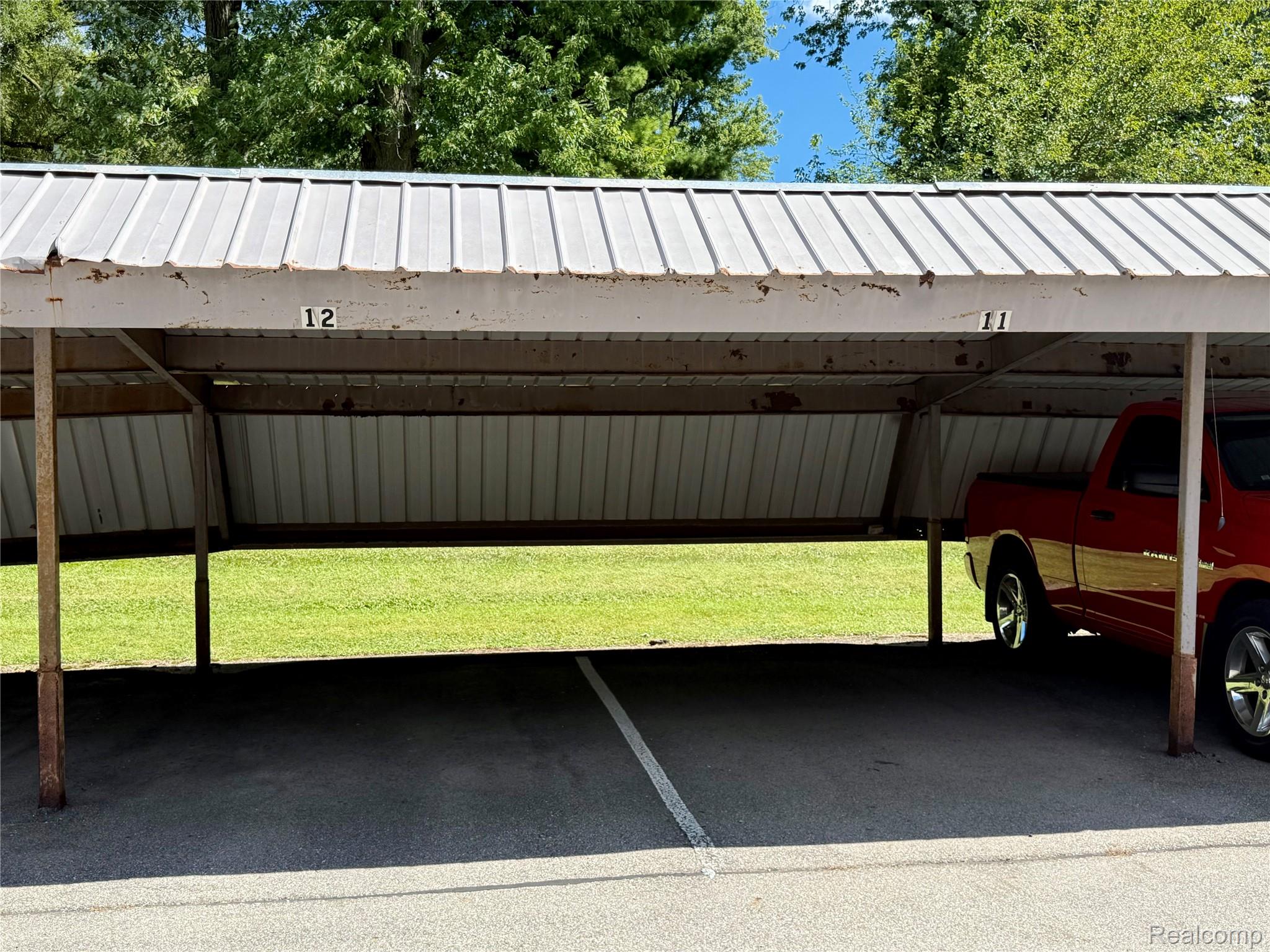 29850 W 12 Mile Road 512