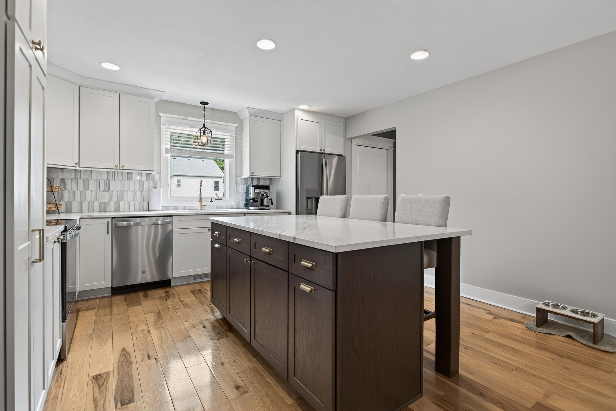 5461 Caravel Drive SW