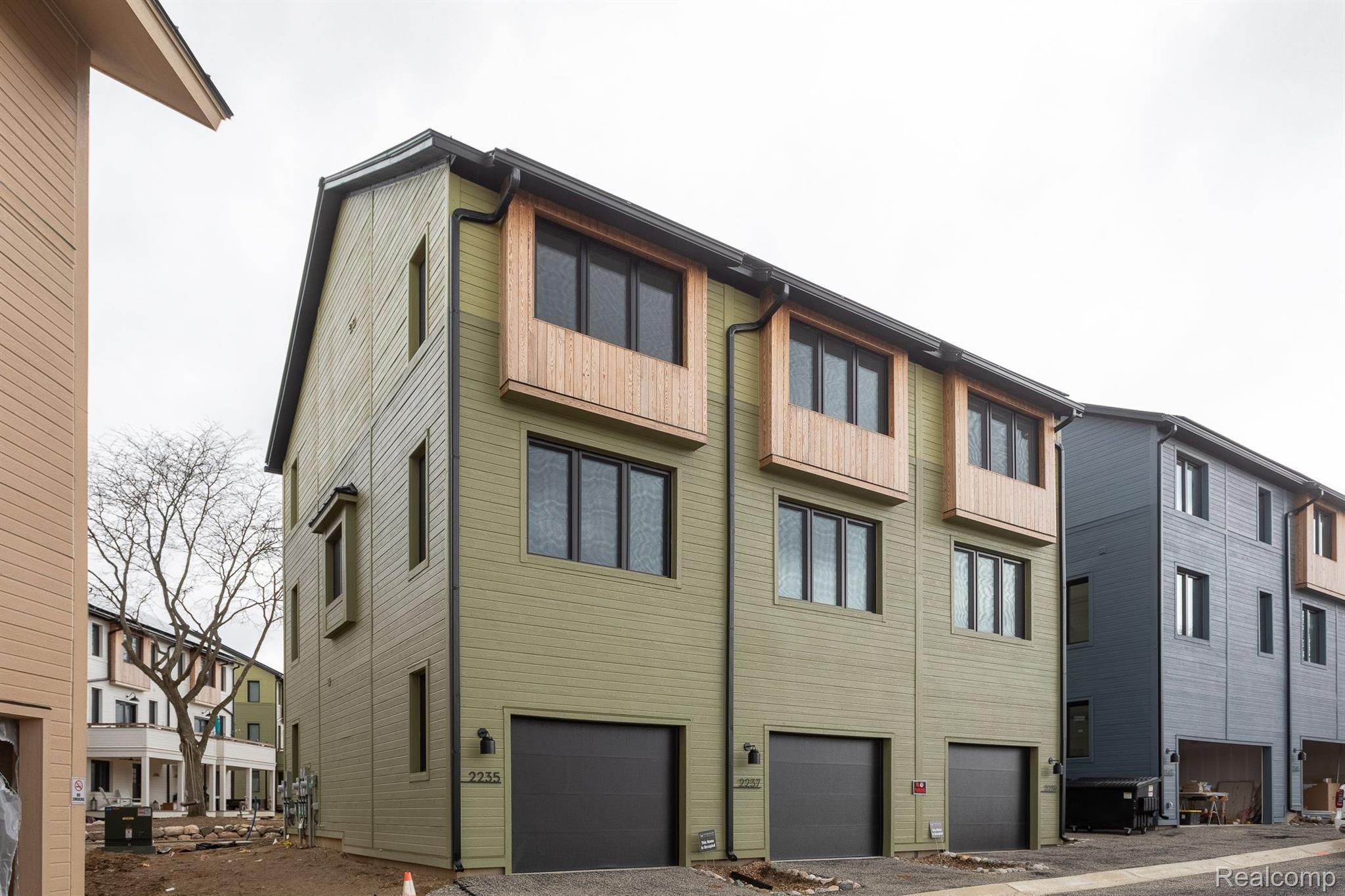 2237 Trillium Lane