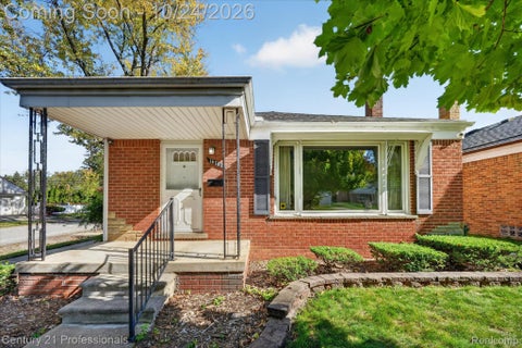 Photo of 16792 Centralia, Redford Charter Township, MI 48240 (MLS # 20261085300)