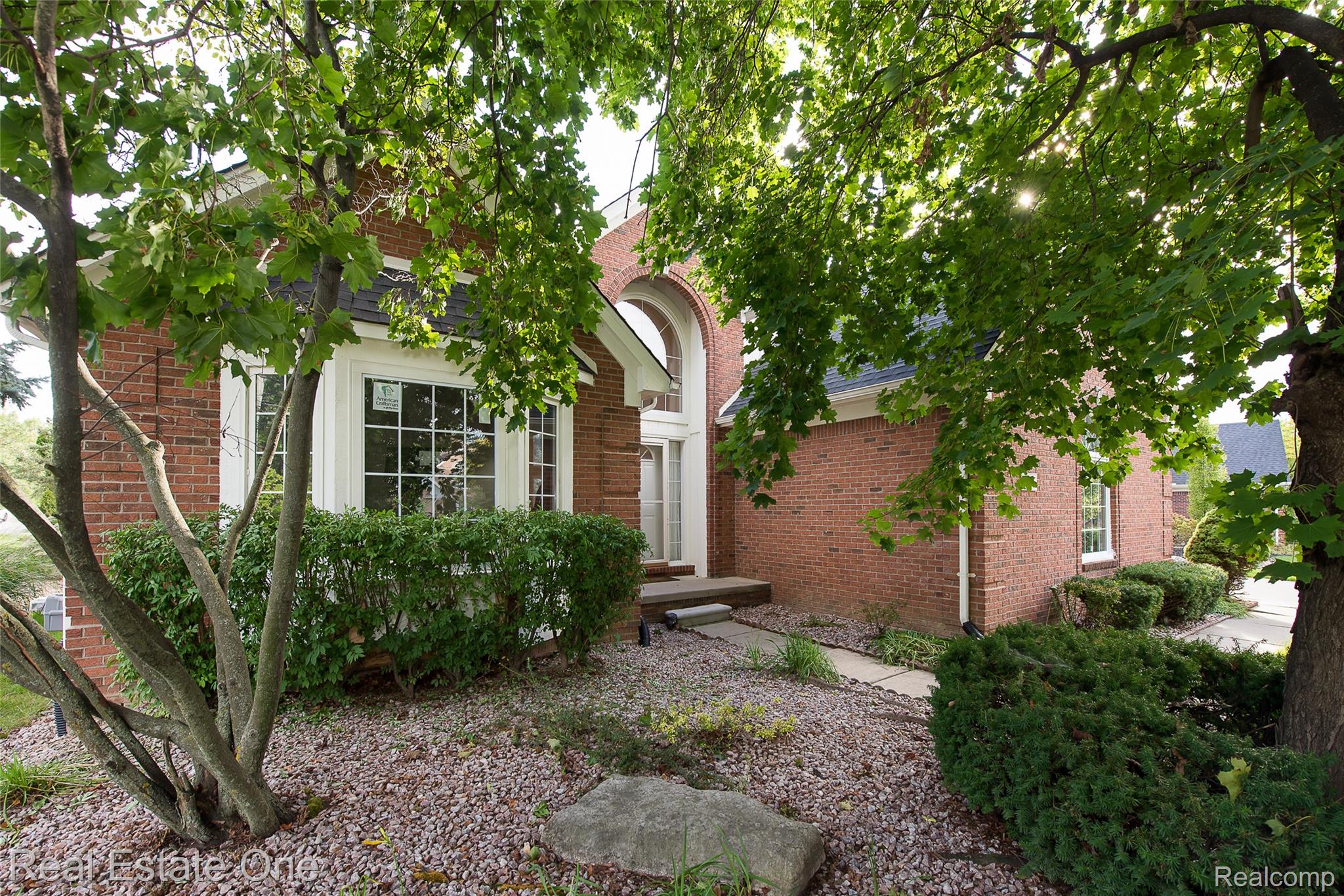 1013 ROCHELLE PARK Drive