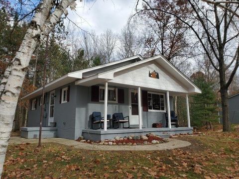 6114 Indian Lake Drive Gladwin Township MI 48624