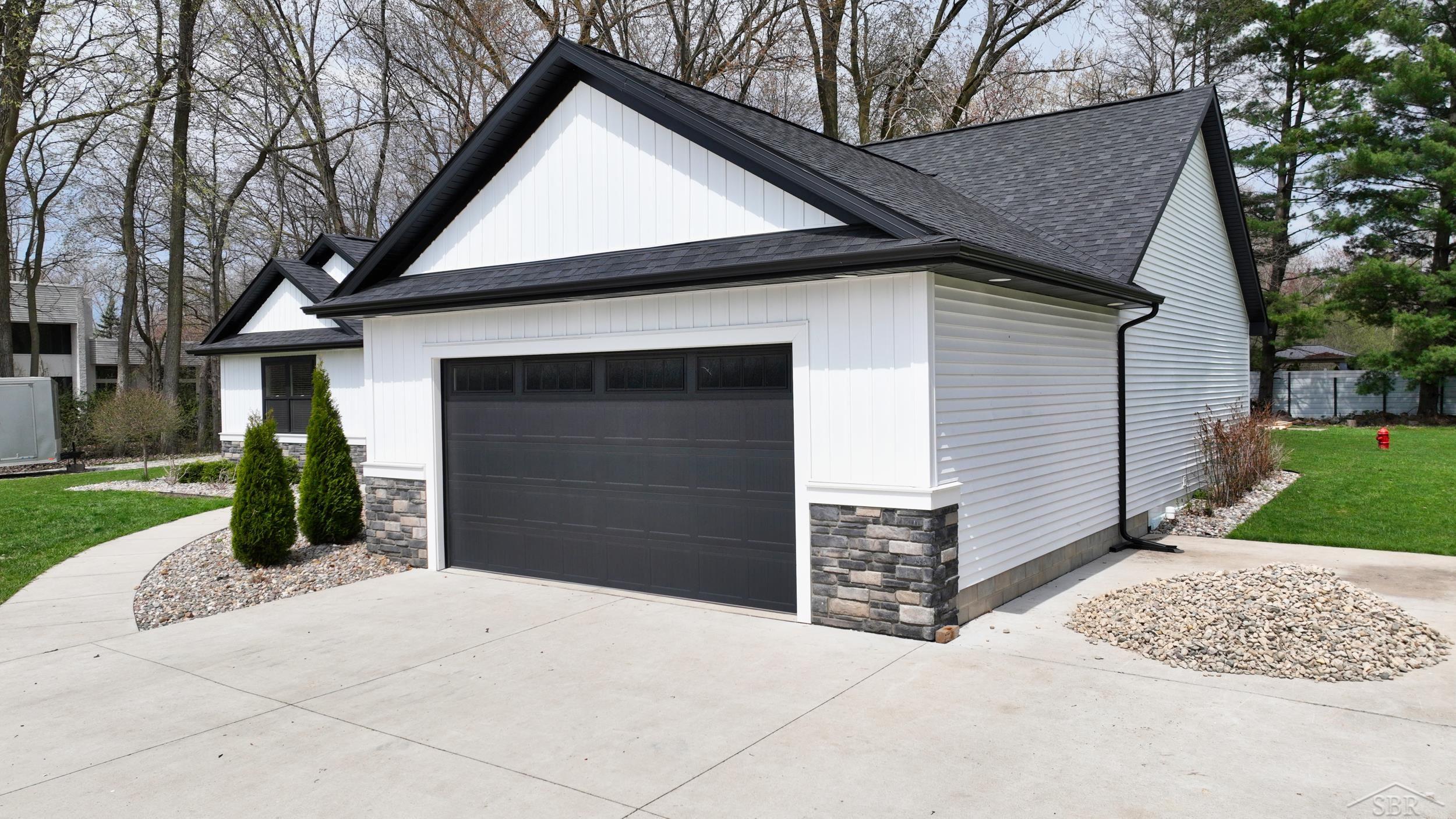 1266 Freeland Road