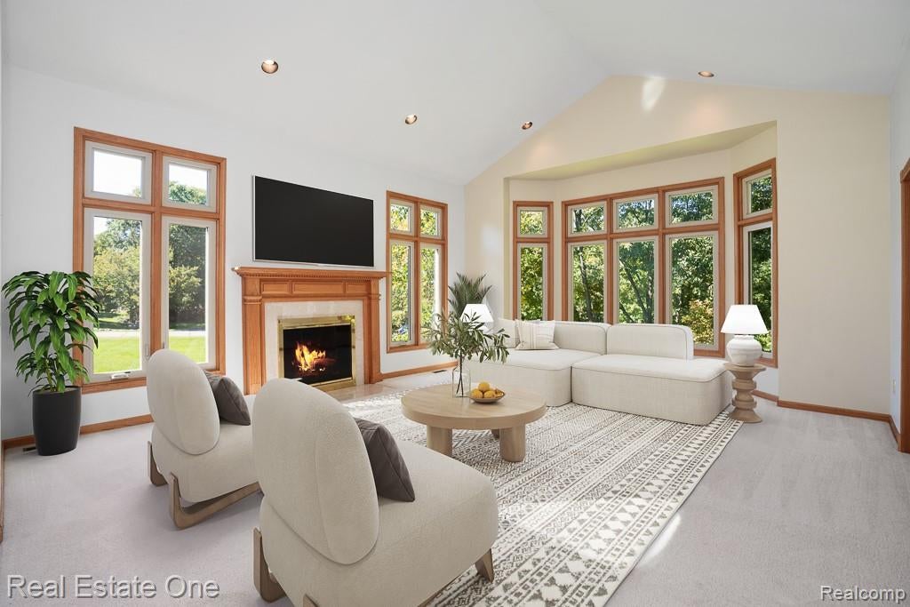 4586 Klais Drive