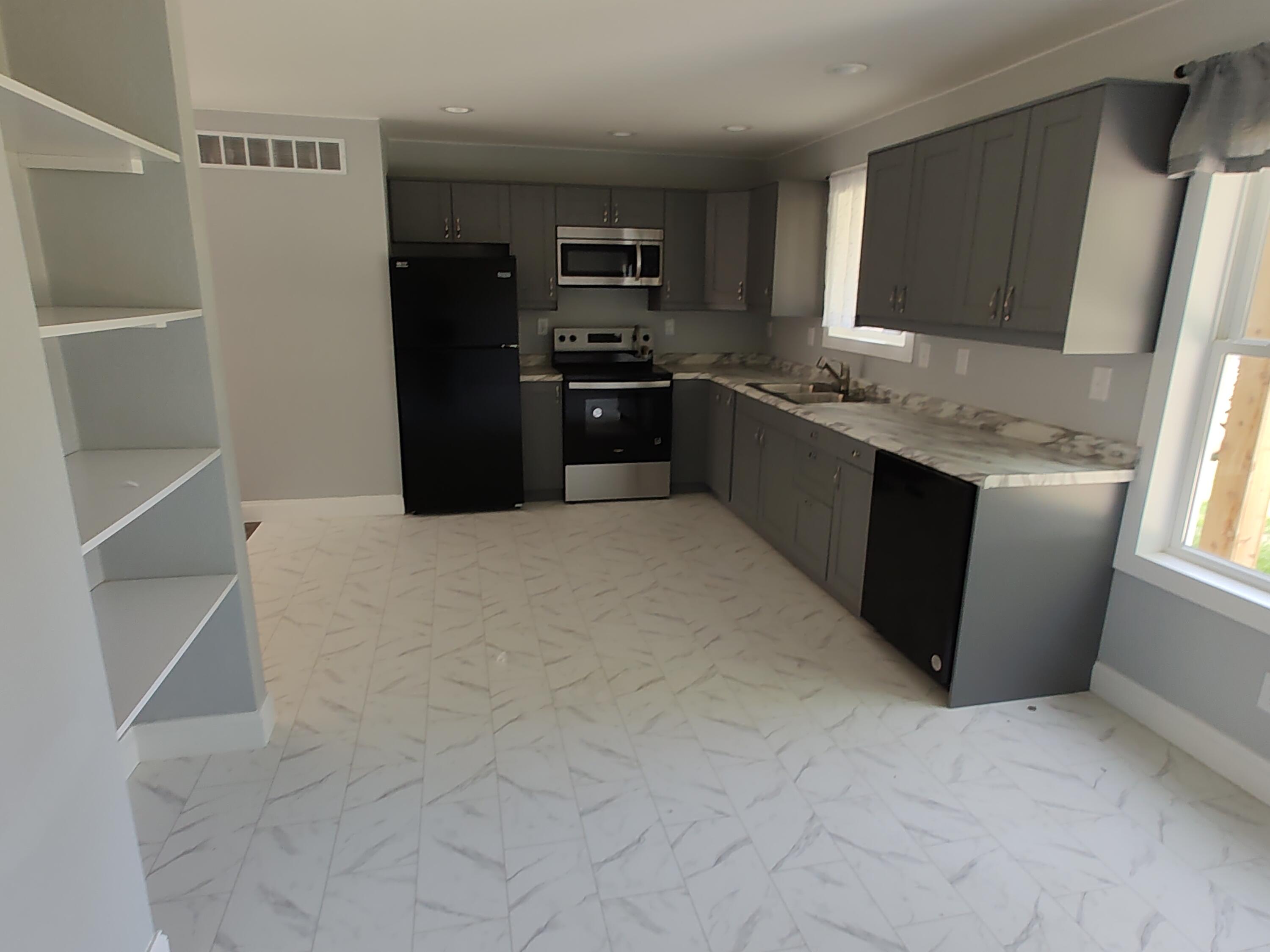 325 N Lincoln Street