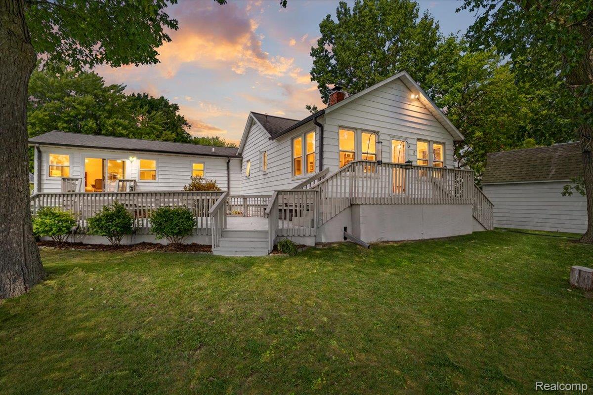 845 S Lakeside Drive