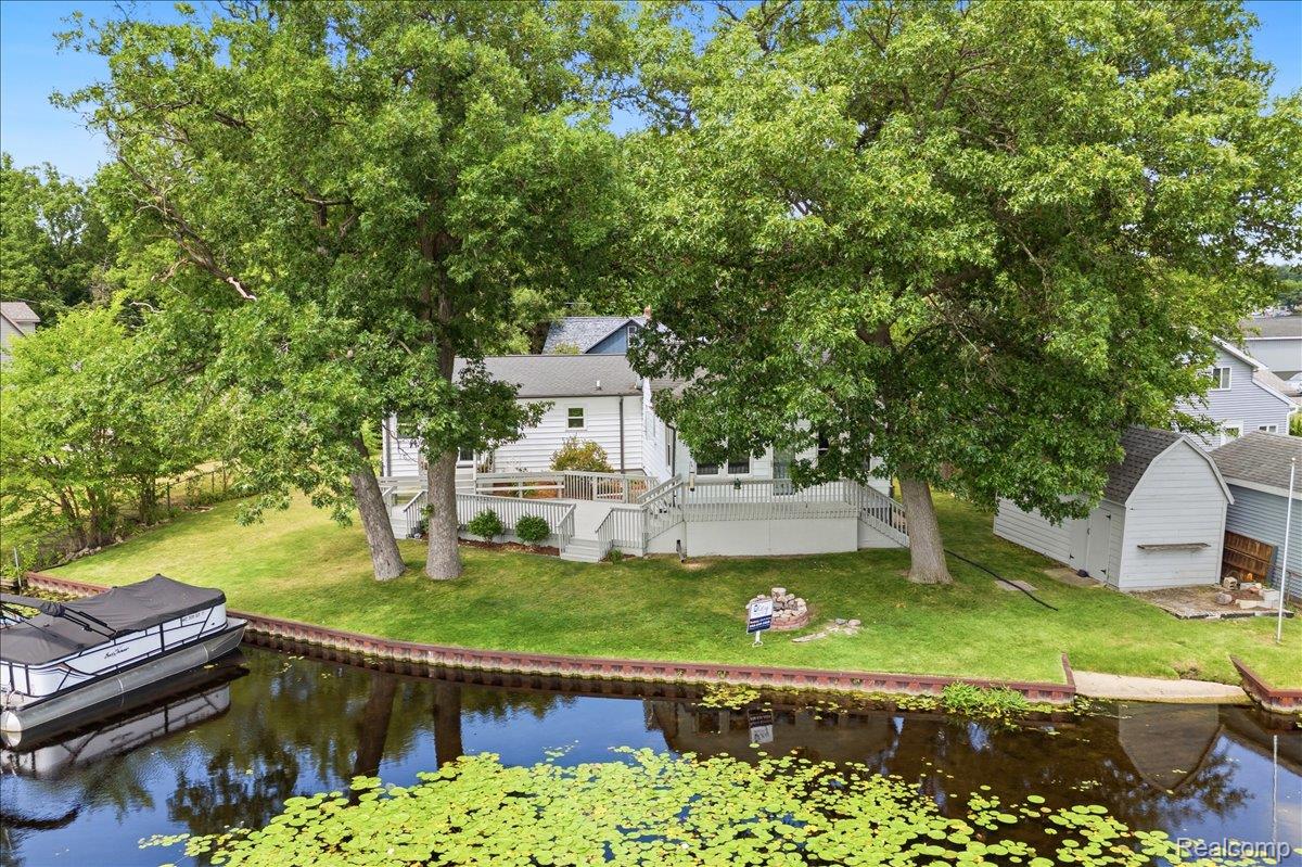 845 S Lakeside Drive