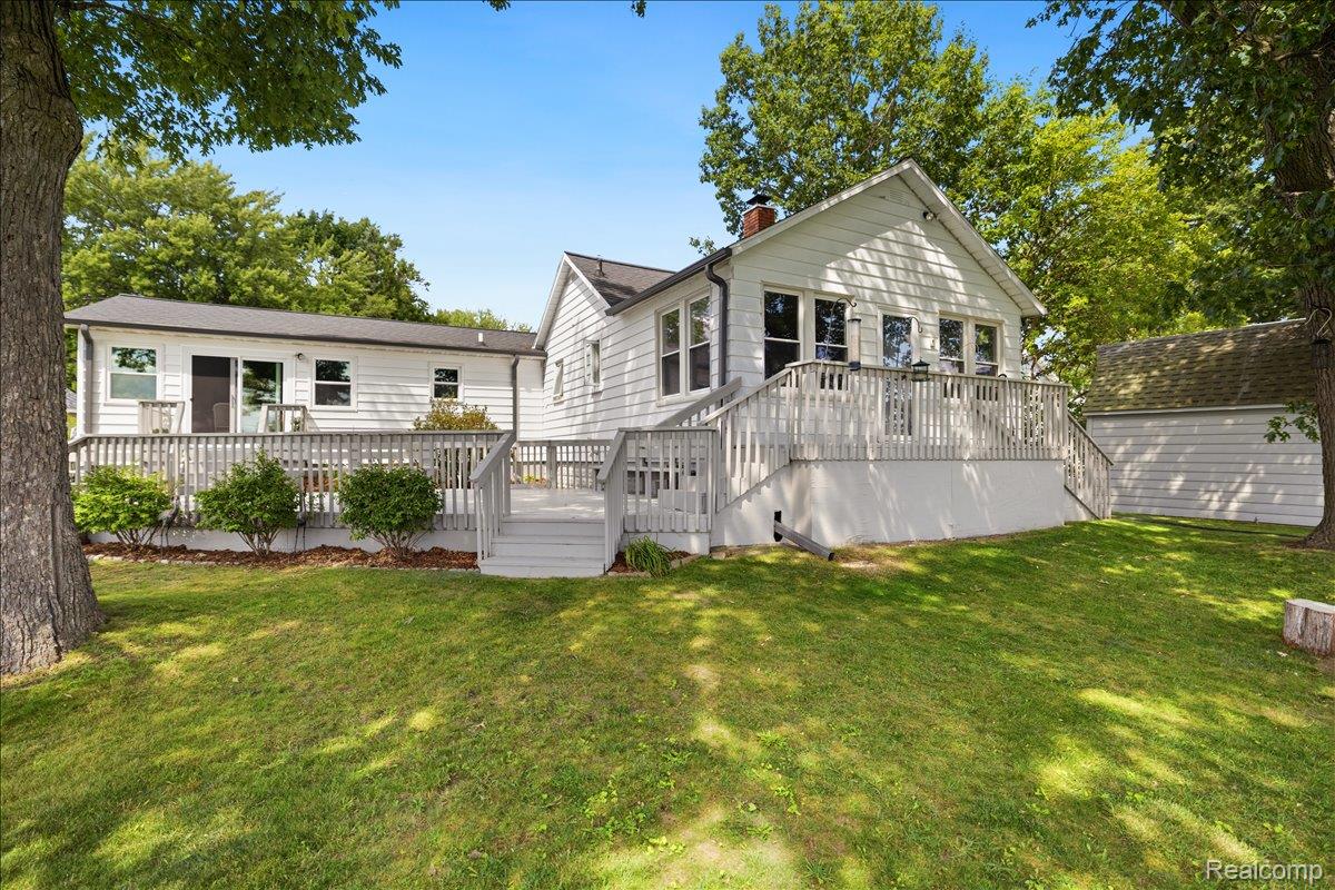 845 S Lakeside Drive