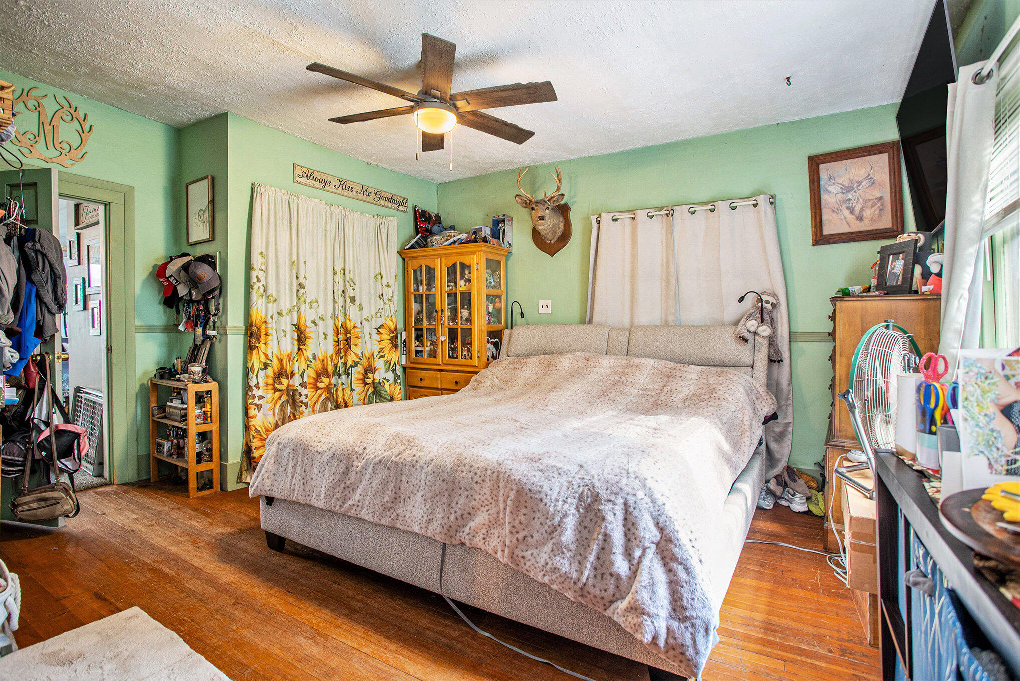 Marshall City, Michigan 49068, United States, 3 Bedrooms Bedrooms, ,2 BathroomsBathrooms,Residential,Active,191632